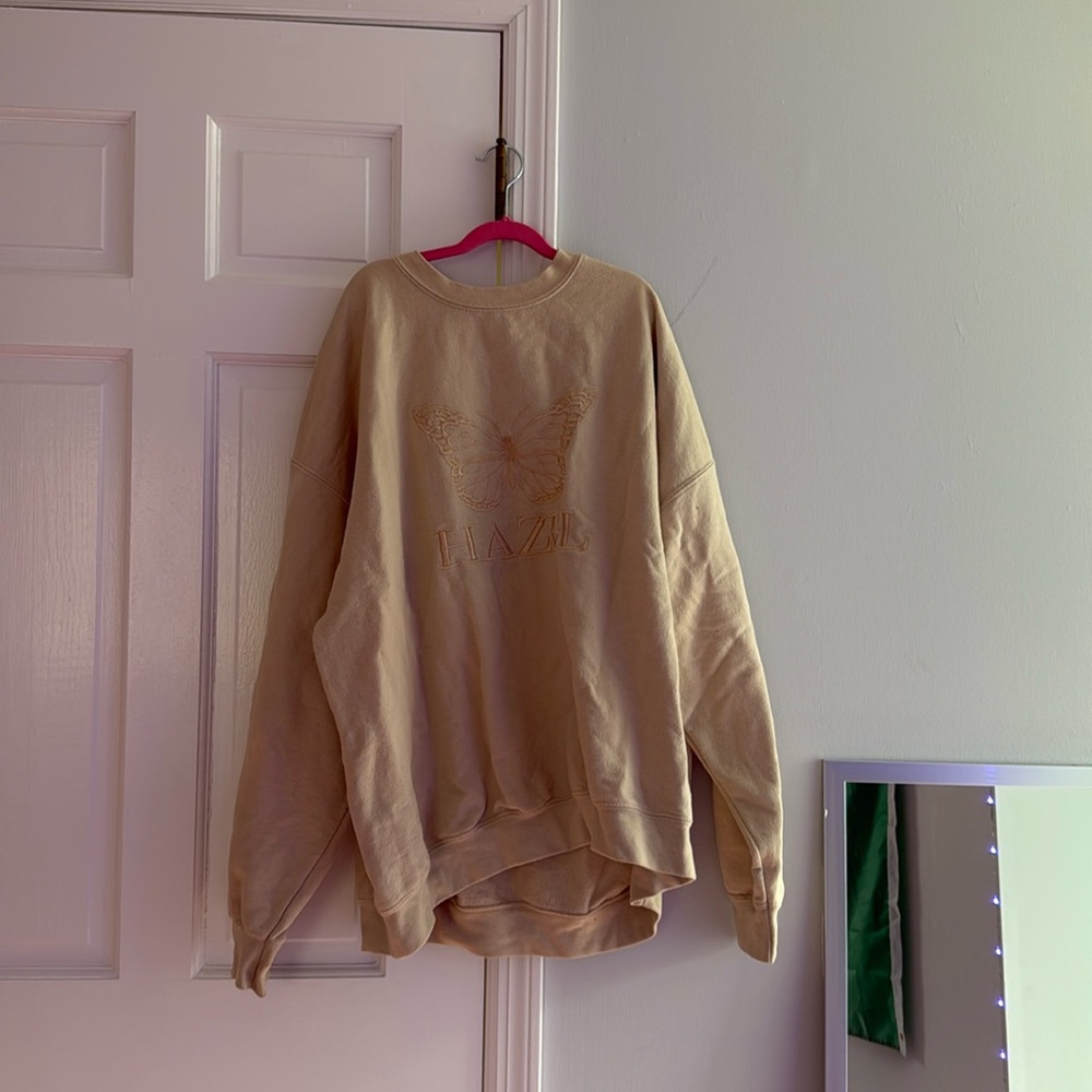 NWOT hazel sweatshirt🤍